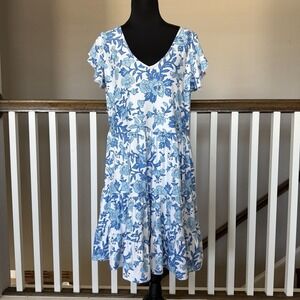 Smith & Quinn Delaney Tiered Dress Sea Flower Blue White Medium Resort Preppy